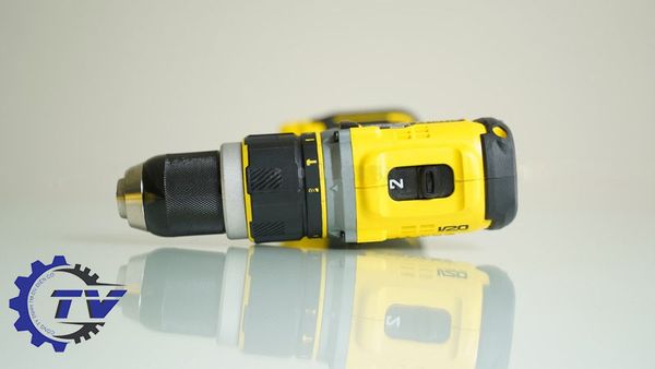 Máy khoan động lực dùng Pin Stanley SBD721M2K