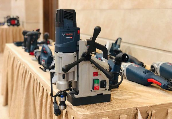 Máy khoan từ Bosch GBM 50-2