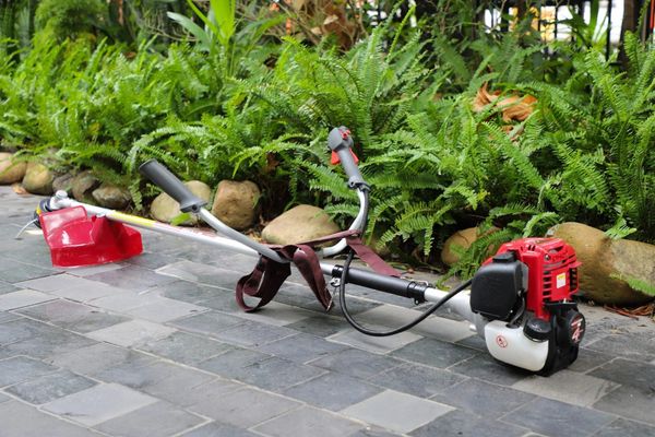 Máy Cắt Cỏ Mitsukaisho GX35 1000W 4 thì