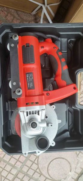 Máy Cắt Ron Gạch 4 Bánh Xe Có Hút Bụi 1050W