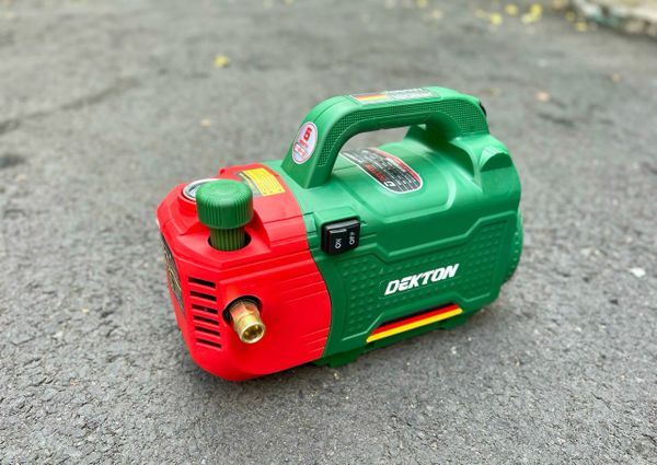 Máy Rửa Xe Chỉnh Áp Chống Giật Dekton DK-CWR2951