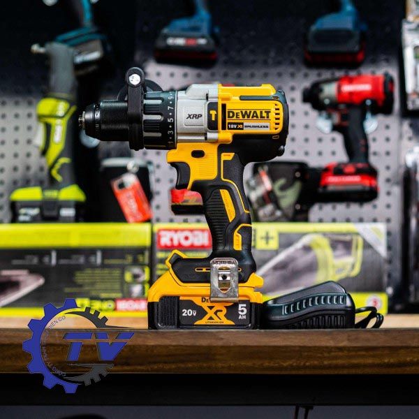 Máy khoan pin động lực Dewalt DCD996P2