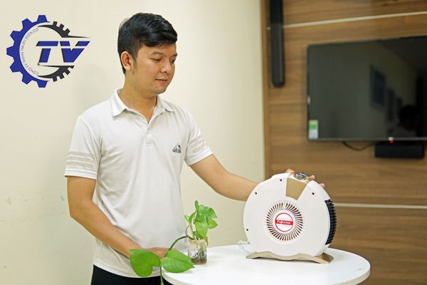 Quạt sưởi đối lưu mini FUJIHOME FH-001