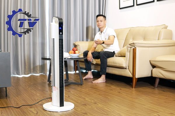 Quạt sưởi gốm Ceramic để sàn FujiHome FH2000