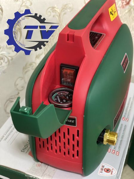 Máy Xịt Rửa Xe Cao Áp Dekton DK-CWR2300FB