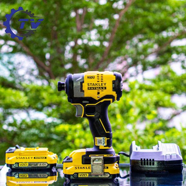 Máy vặn vít dùng pin Stanley SBI810D2K-B1