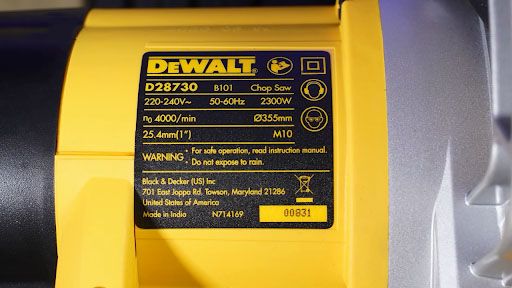 Máy cắt sắt Dewalt D28730-B1