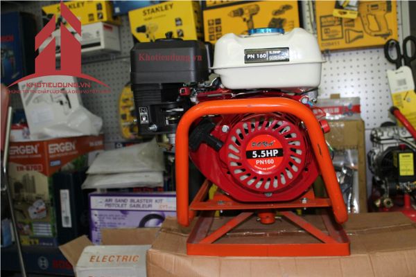 Máy đầm dùi bê tông chạy xăng Pona PN160