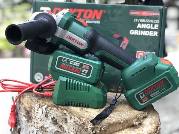 Mái mài dùng Pin Dekton M21-AG100S (Công Tắc Trượt)