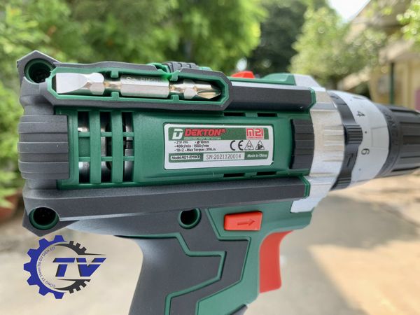 Máy Khoan Dùng Pin 10mm Dekton M21-ID10CB