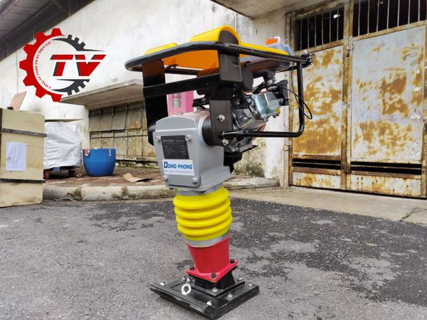 Máy đầm cóc Đông Phong HCR125