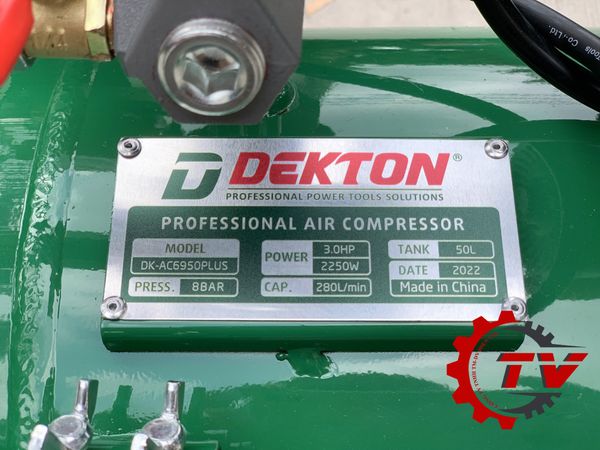 Máy nén khí không dầu Dekton DK-AC6950Plus