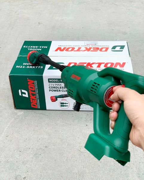 Thân Máy Xịt Rửa Xe Dùng Pin Dekton M21-SRX775 (KHÔNG PIN SẠC)