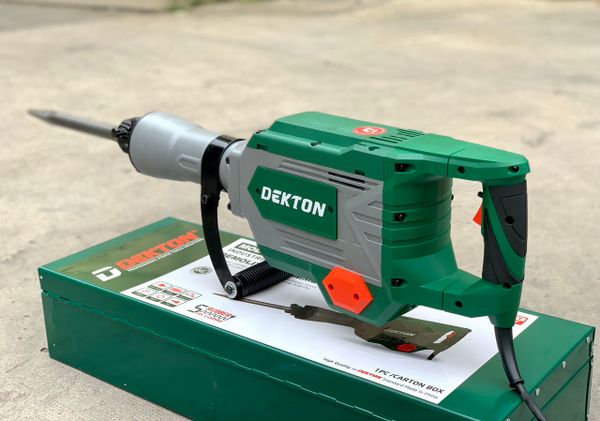 Máy đục bê tông 30mm Dekton DK-DH6501