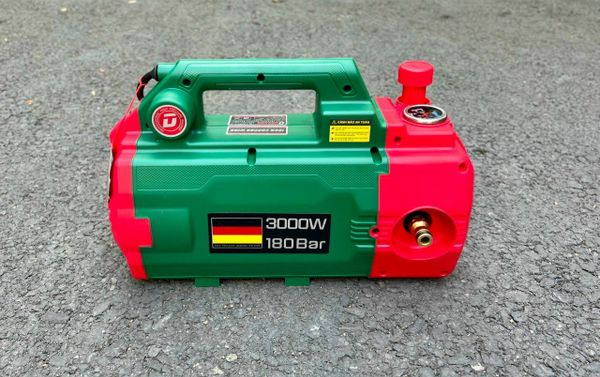 Máy Rửa Xe Chỉnh Áp Dekton DK-CWR3001 Plus