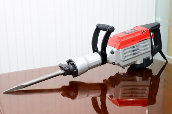 Máy đục bê tông 30mm Oshima MD 1650-48 1650W