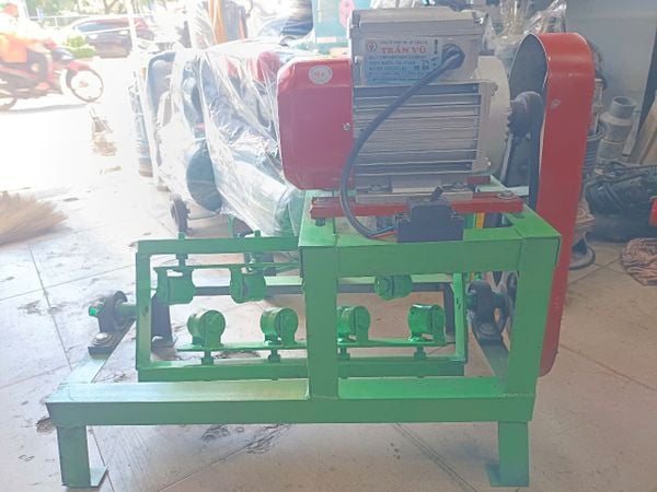 Máy Duỗi Sắt 1.5HP (Phi 6-8)