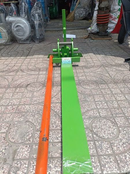 Bàn Bẻ Sắt Phi 25