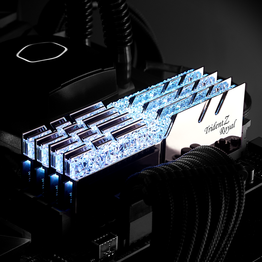 RAM G.skill TridentZ Royal RGB 2x8GB BUS 3000 Silver