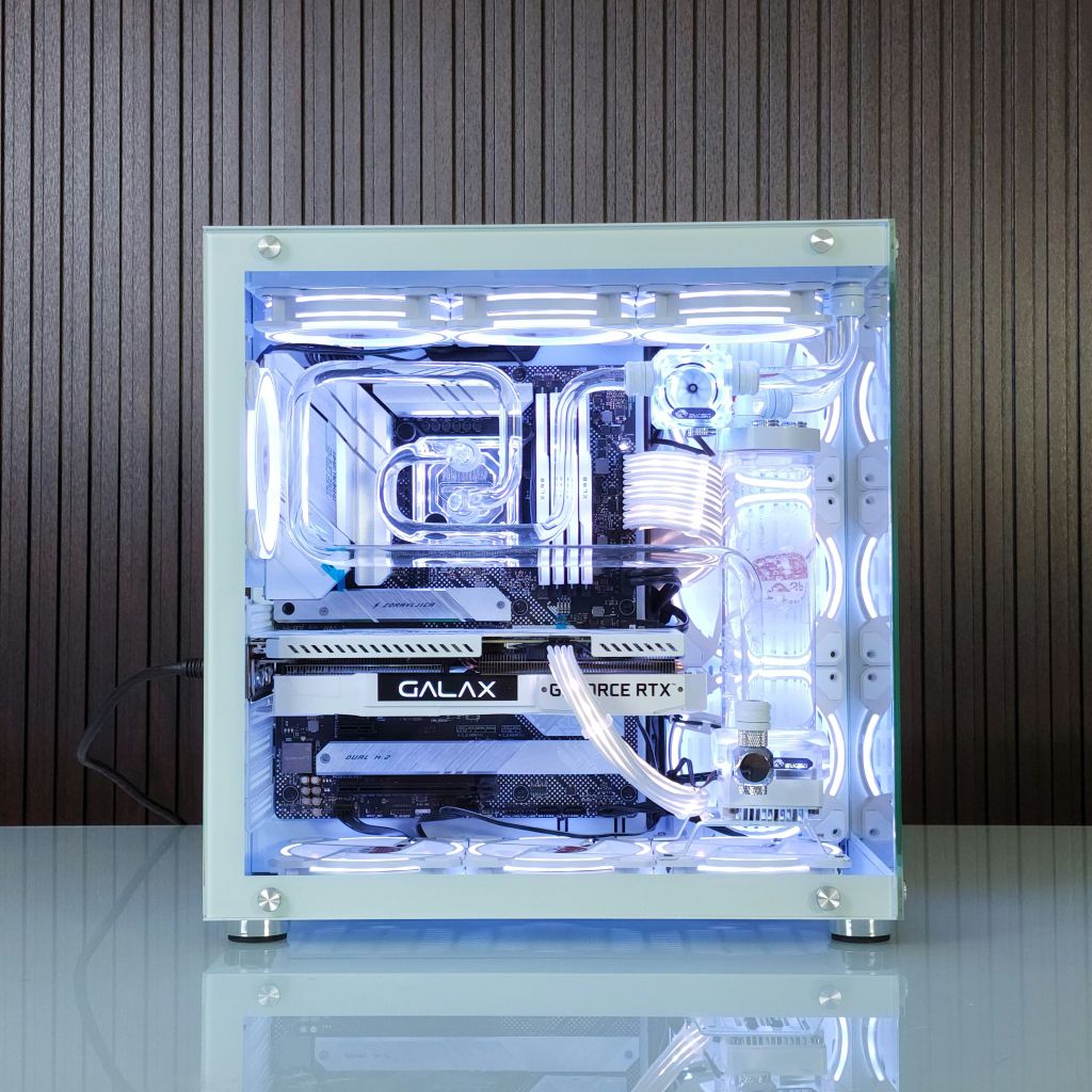 Custom Water Cooling PC All White