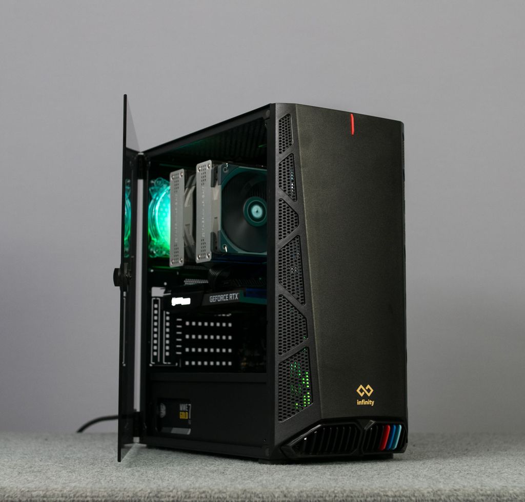 Case Infinity OKAMI E-ATX