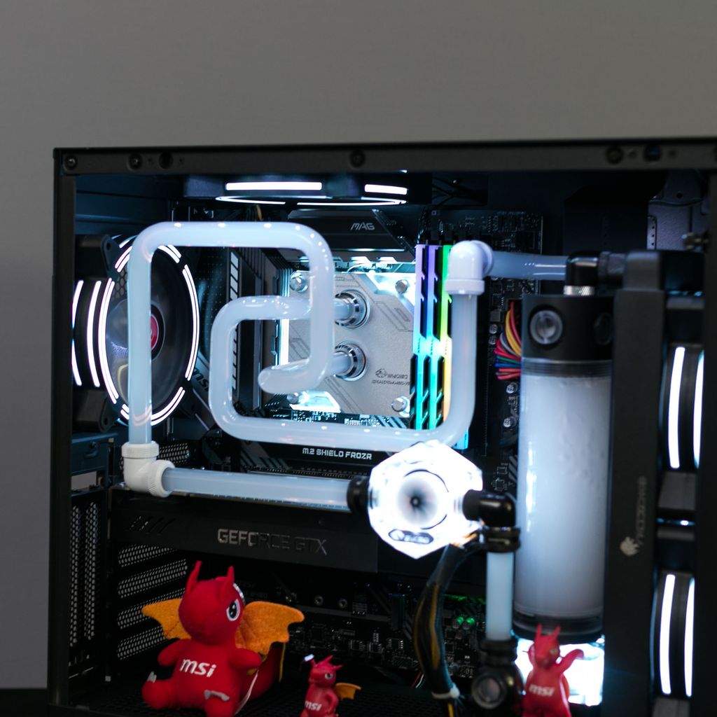 Tản nhiệt nước Custom 240 cho NZXT H510i