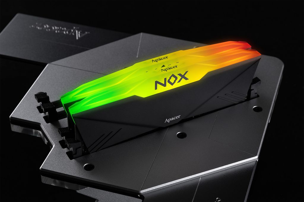 RAM APACER NOX RGB 8G BUS 3200