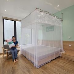 Màn khung xếp gọn- Trắng Trăng sao trắng