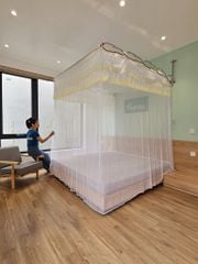 Màn khung xếp gọn- Trắng Tôm vàng