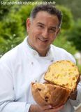 Bánh vị truyền thống MAINA của Ý hộp 1kg ( có hộp tay cầm rất đẹp )