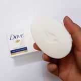 XÀ BÔNG CỤC DOVE SENSITIVE SKIN 113G TRẮNG MỊN DÀNH CHO DA NHẠY CẢM , LÓC 16 CỤC .