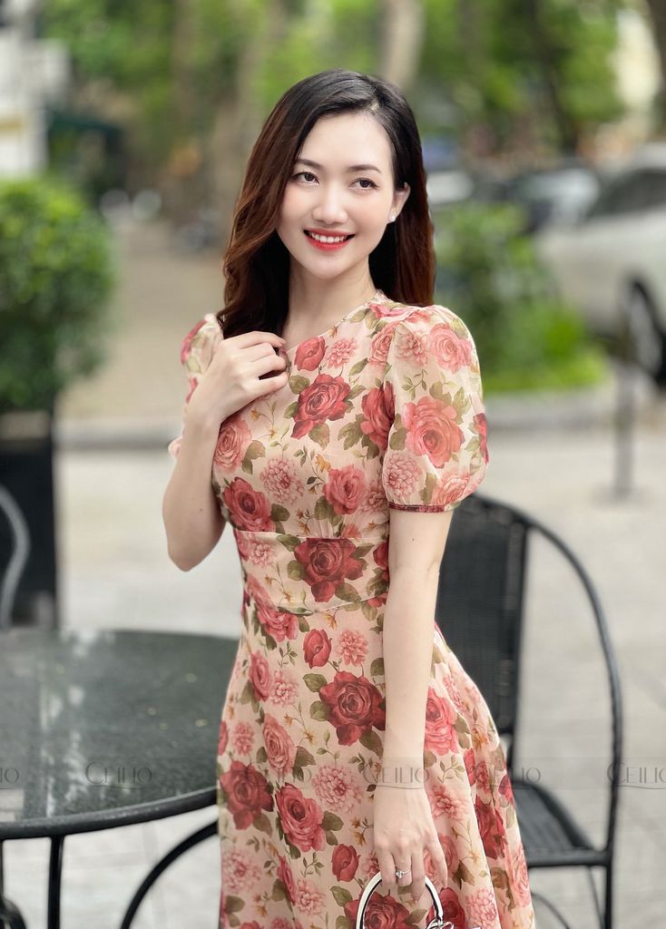 FH V38 Đầm hoa đỏ đô eo phối đai