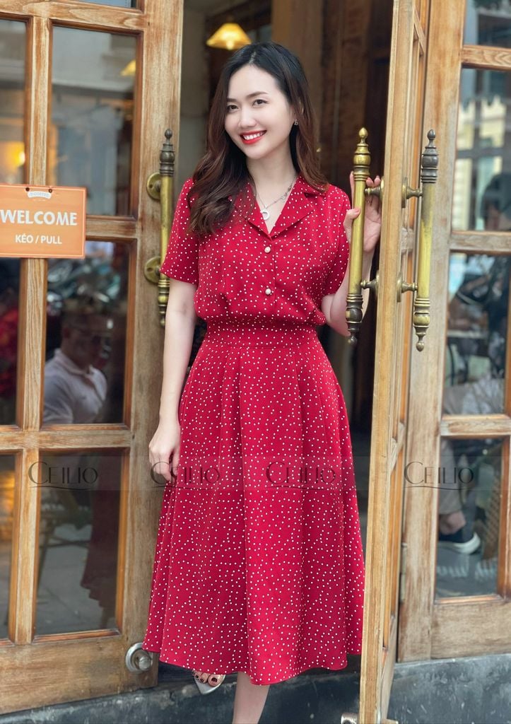 V125 DE Váy Xòe Chấm Bi Trắng