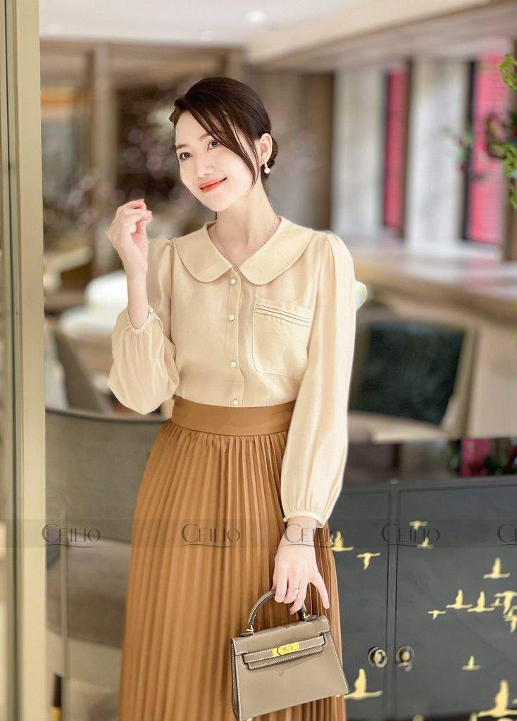 EH SM32 Somi cổ sen túi ngực xếp ly
