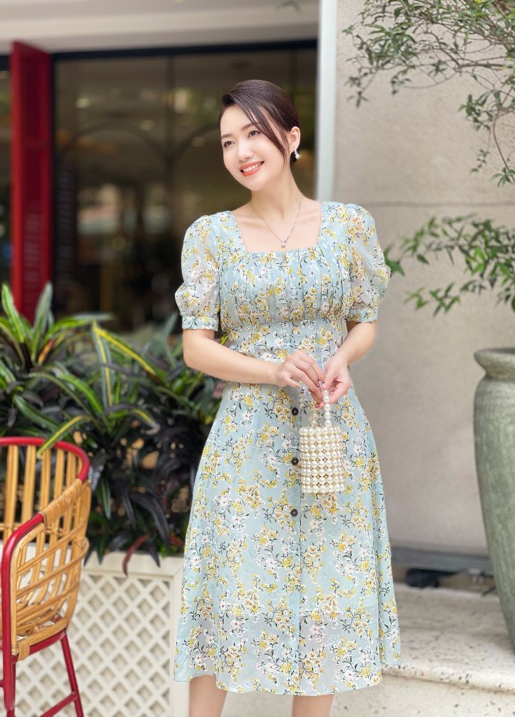 EH V34 Đầm hoa nhí xếp ly ngực phối cúc