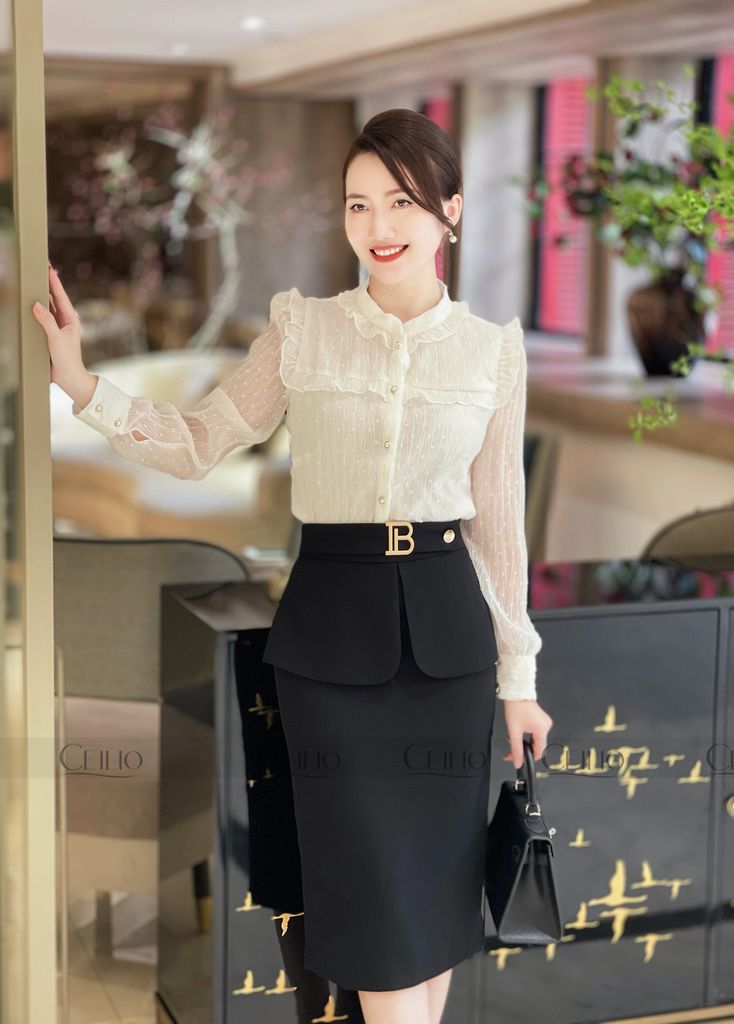 FH SM51 Somi ngực bèo yếm vuông