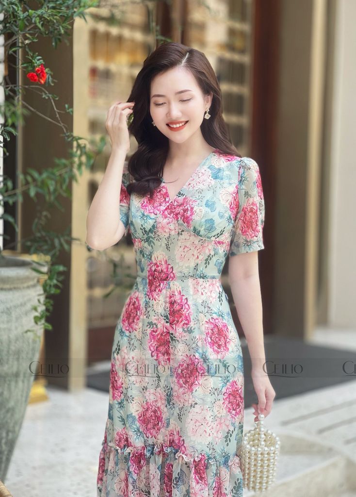 FH V41 Đầm hoa màu hồng cổ tim