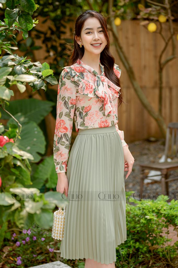 SM251 Somi hoa hồng ngực bèo cổ nơ