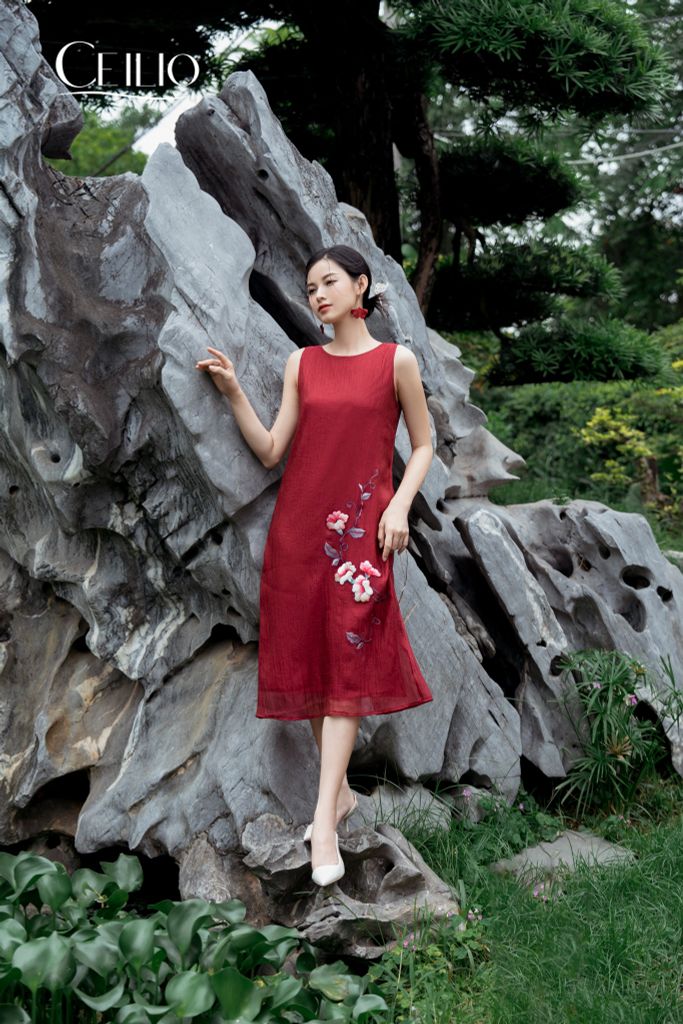 V80 Đầm Tơ Thục Quyên