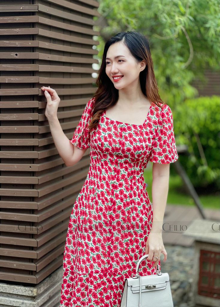 EH V28 Đầm váy đuôi cá cổ vuông hoa cúc đỏ