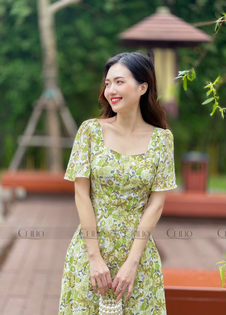 EH V31 Đầm váy xòe cổ vuông họa tiết xanh cốm