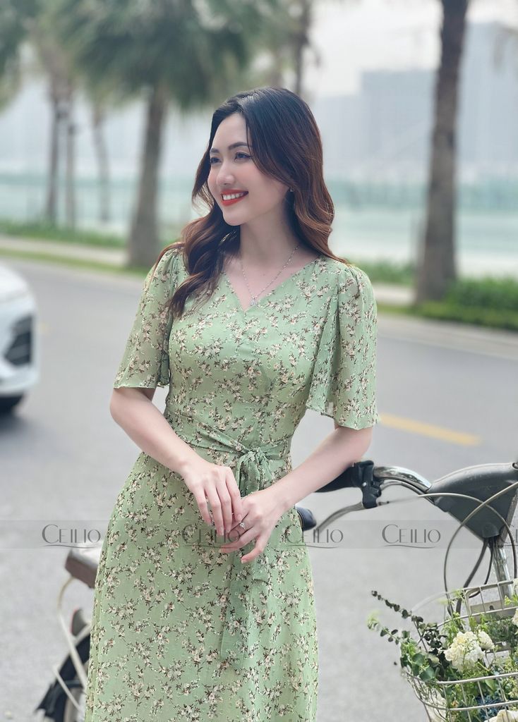 V10 Đầm hoa nhí eo nhún nơ