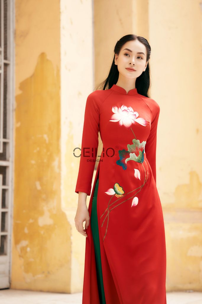 AD193 Áo Dài Đỏ Thêu Hoa Sen
