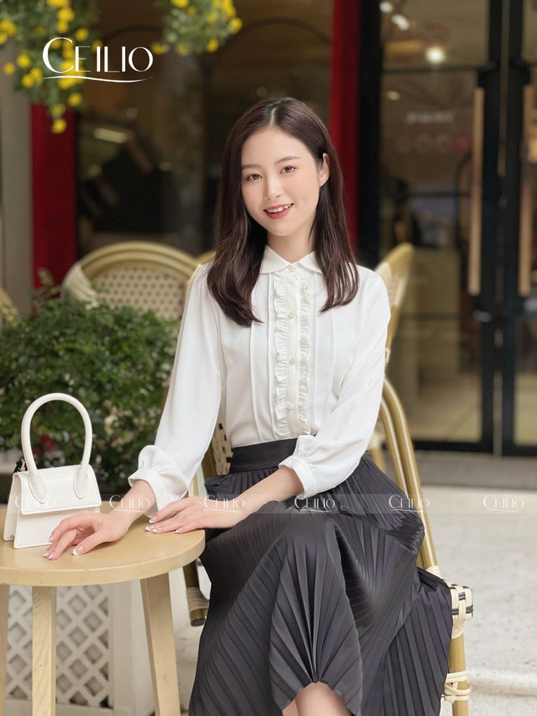 SM255 Trắng xếp ly dọc bèo vạt