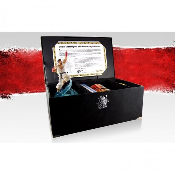 665 - Street Fighter 25th Anniversary Collector's Set