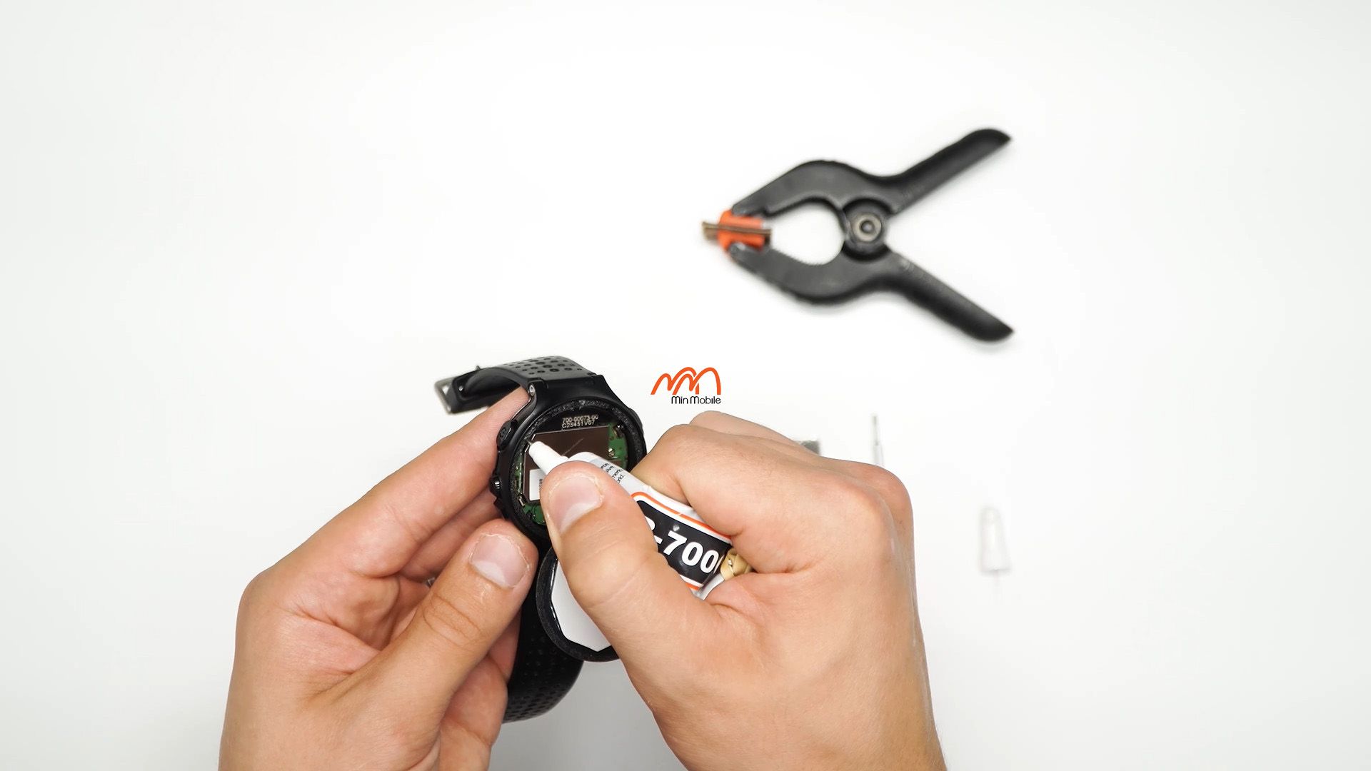 thay-vo-garmin-forerunner-265-min-mobile-quan-5-91)