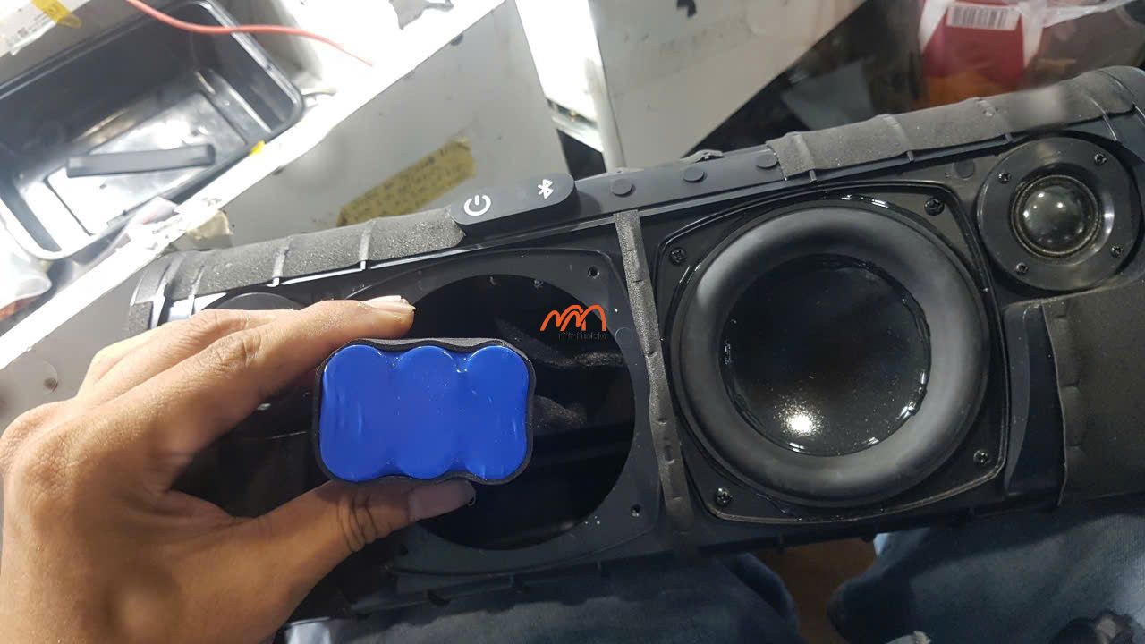 thay-pin-loa-monster-adventurer-max-min-mobile-quan-1-tphcm (1)