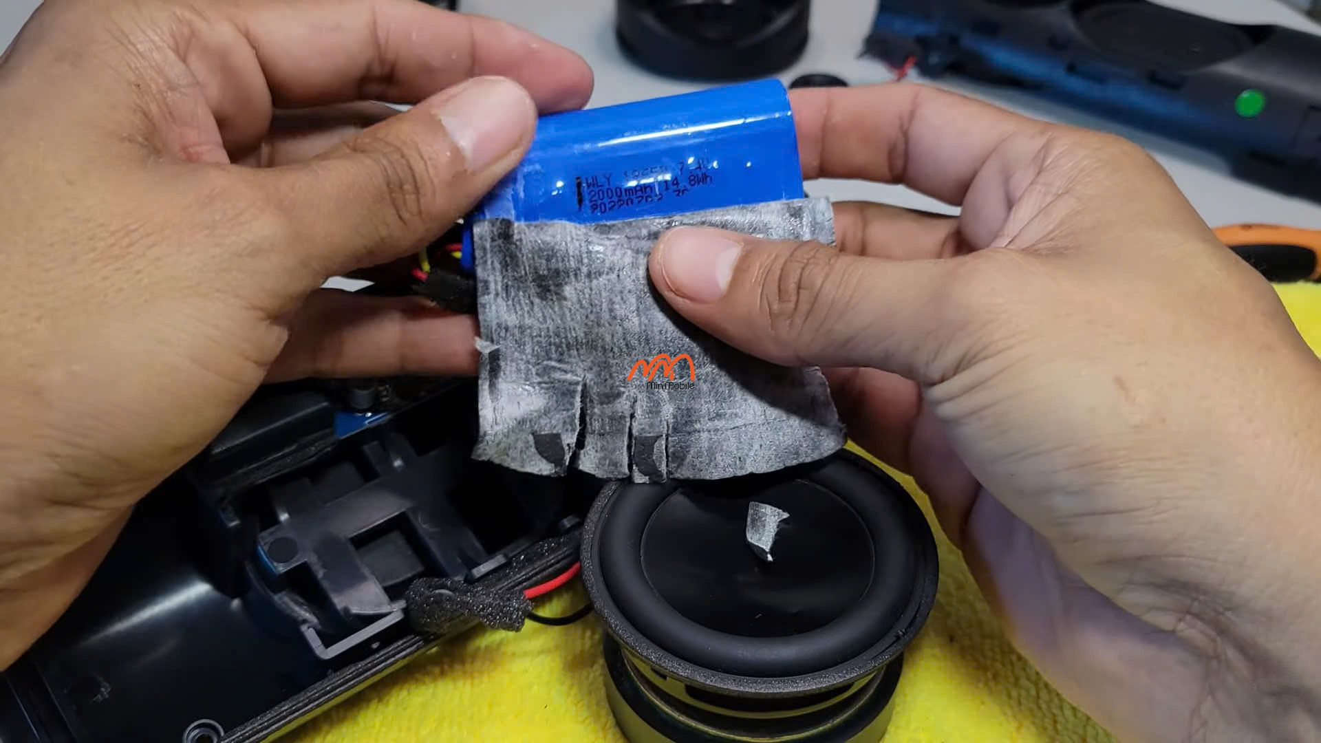 thay-pin-loa-tronsmart-t7-min-mobile-quan-1-tphcm (3)