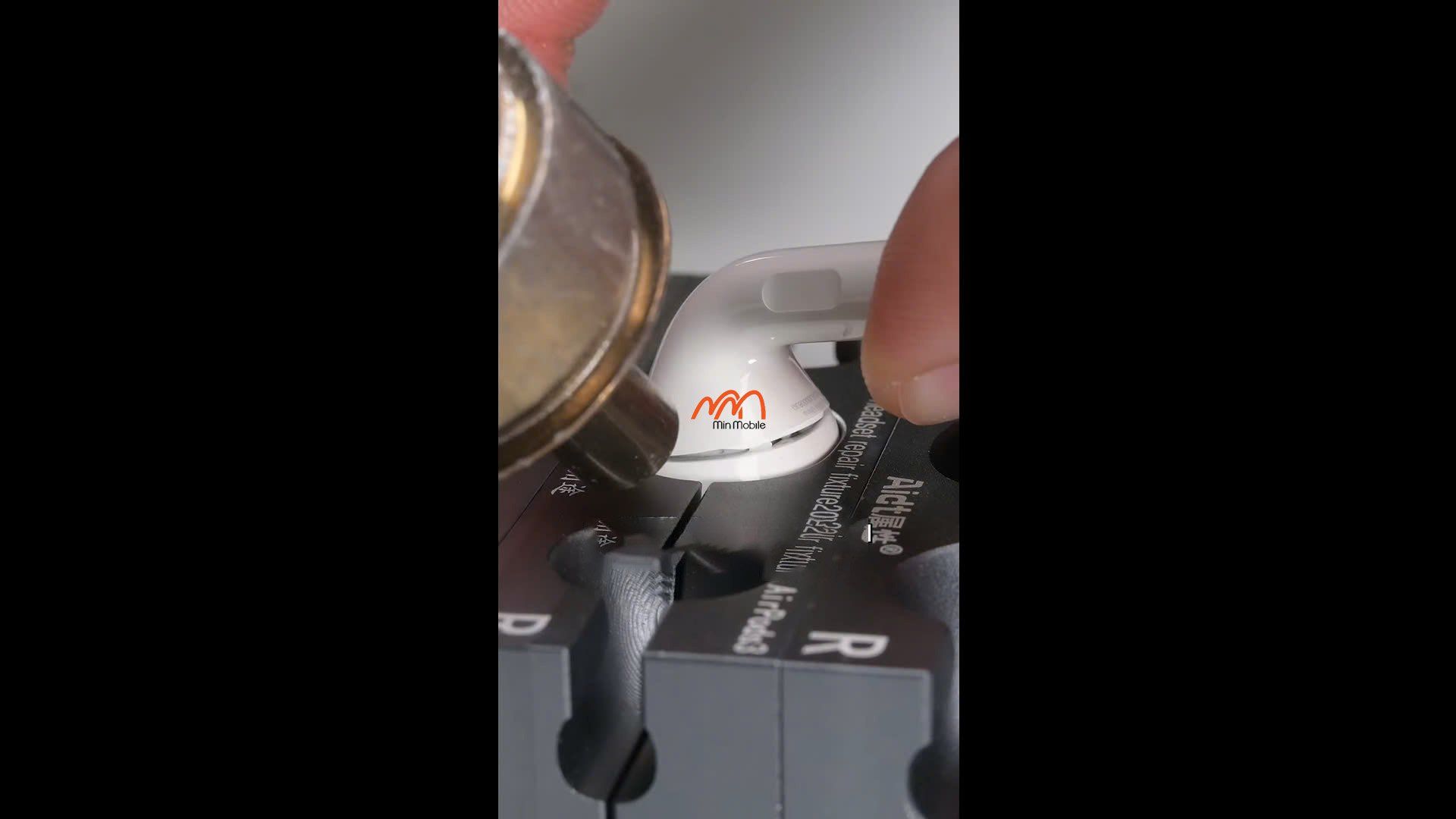 thay-pin-tai-nghe-apple-airpods-4-4-anc-min-mobile-quan-1-tphcm (2)
