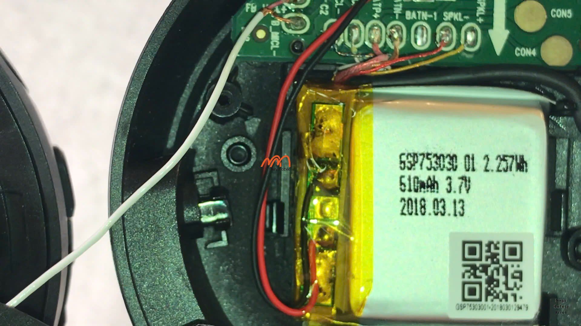 thay-pin-tai-nghe-jbl-tune-670nc-min-mobile-quan-1-tphcm (1)